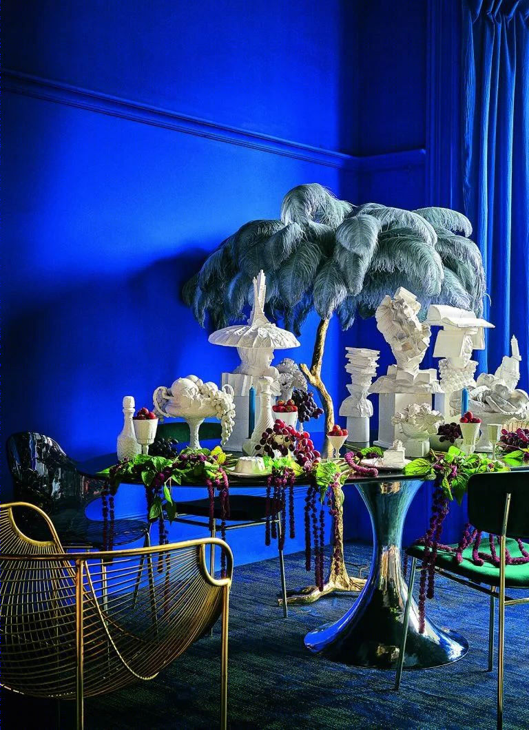 极繁主义家居设计 | 色彩、墙纸与收藏品的狂欢-44