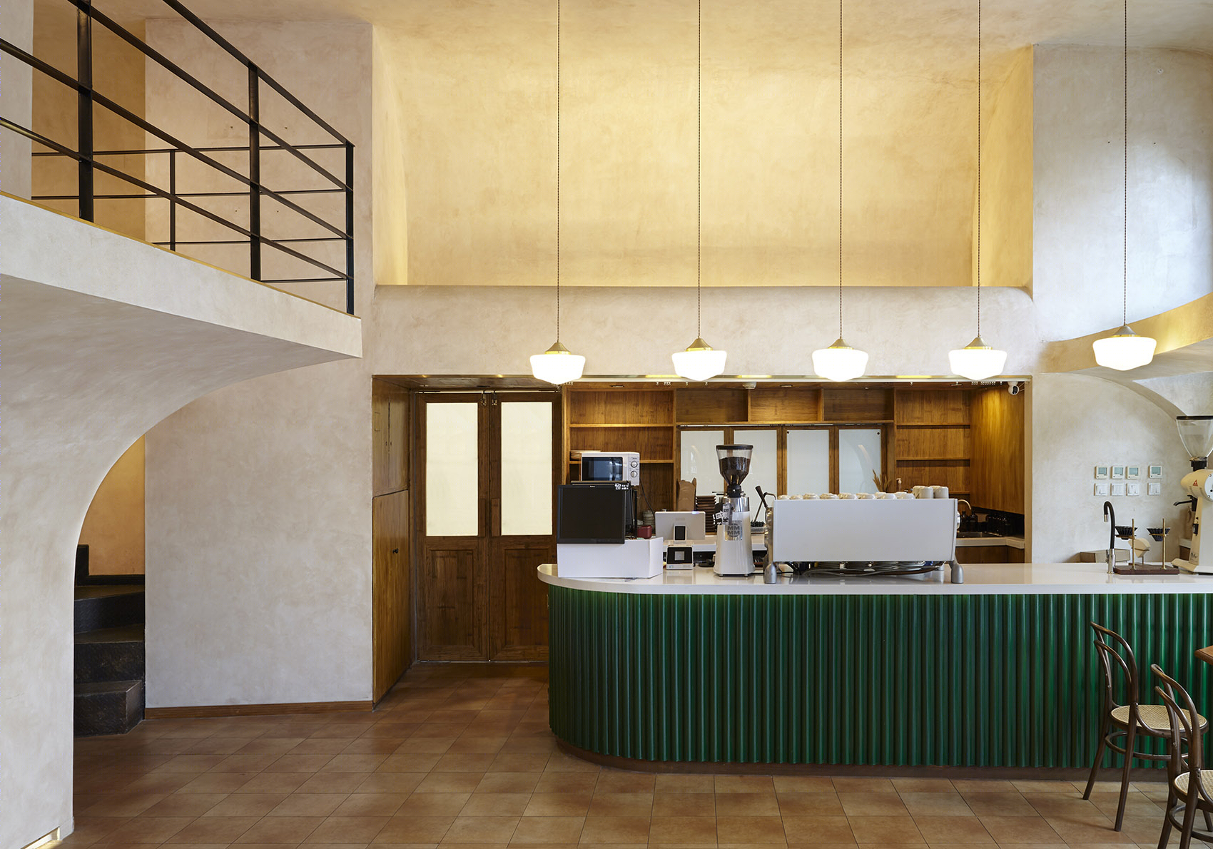 铁手咖啡大悦城店 · 社区感十足的室内改造丨力场（北京）建筑设计 Linkchance Architects-23