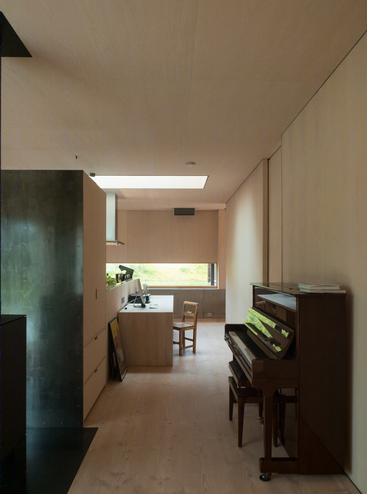 挪威中部农田中的“铁犁”之家-44