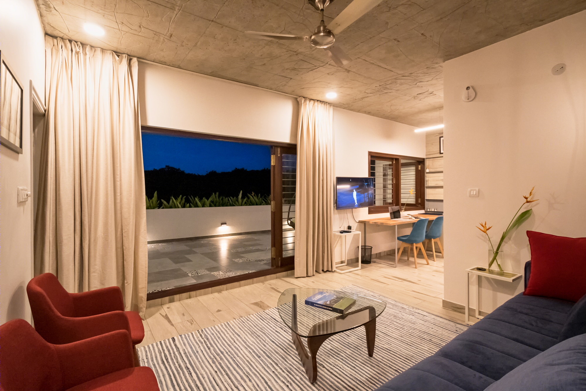 印度小城中的现代别墅改造-19