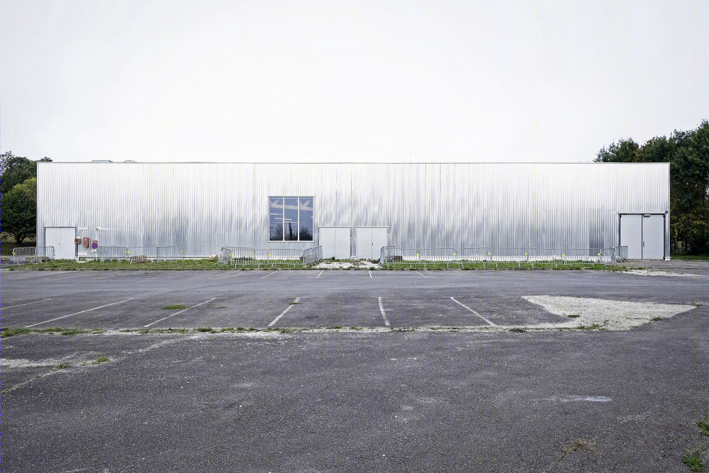 旧超市重生 · 法国 Espace Coatigrac'h 多功能厅设计-49