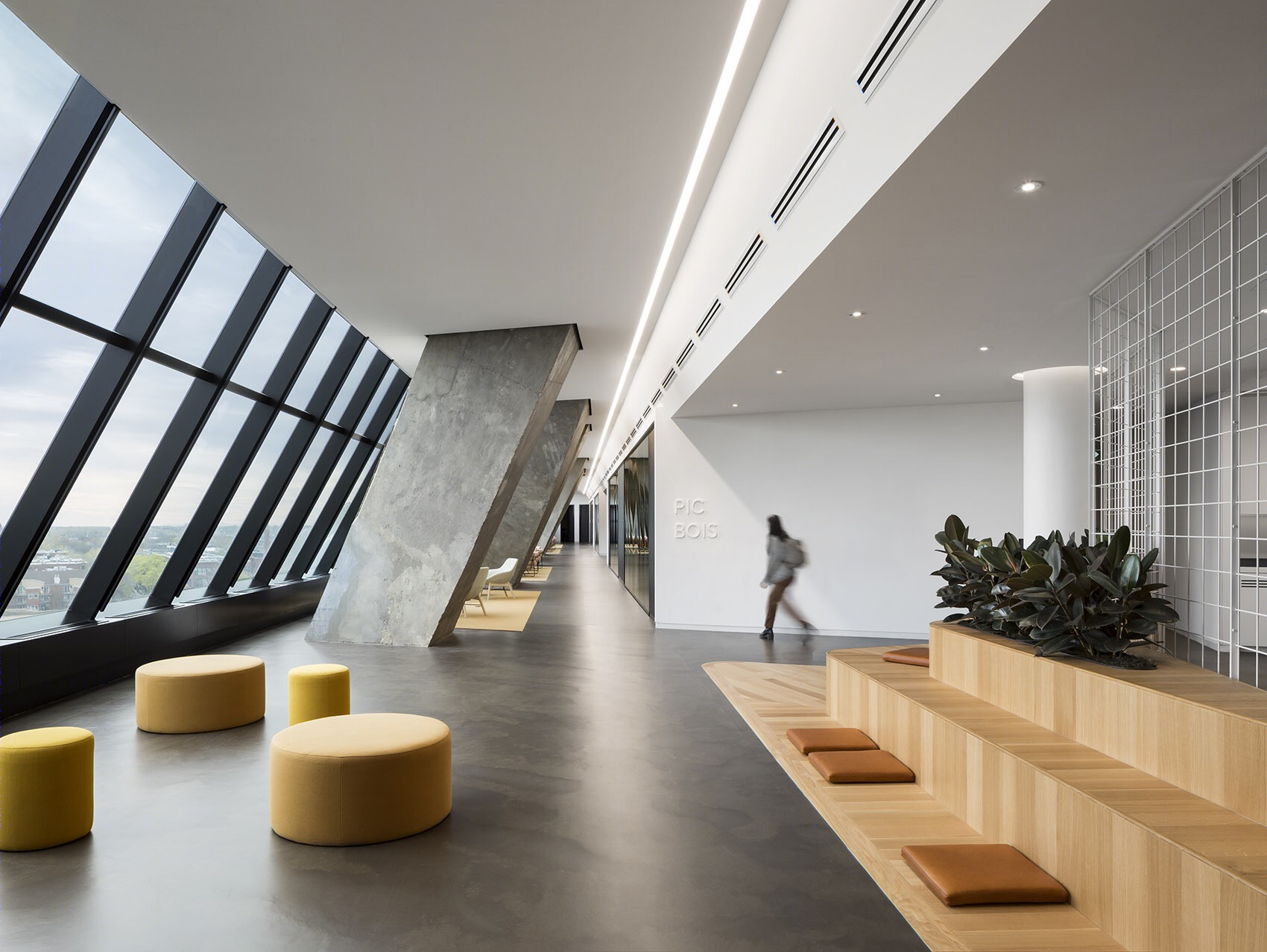 蒙特利尔塔新生,Desjardins 金融机构现代办公空间-31