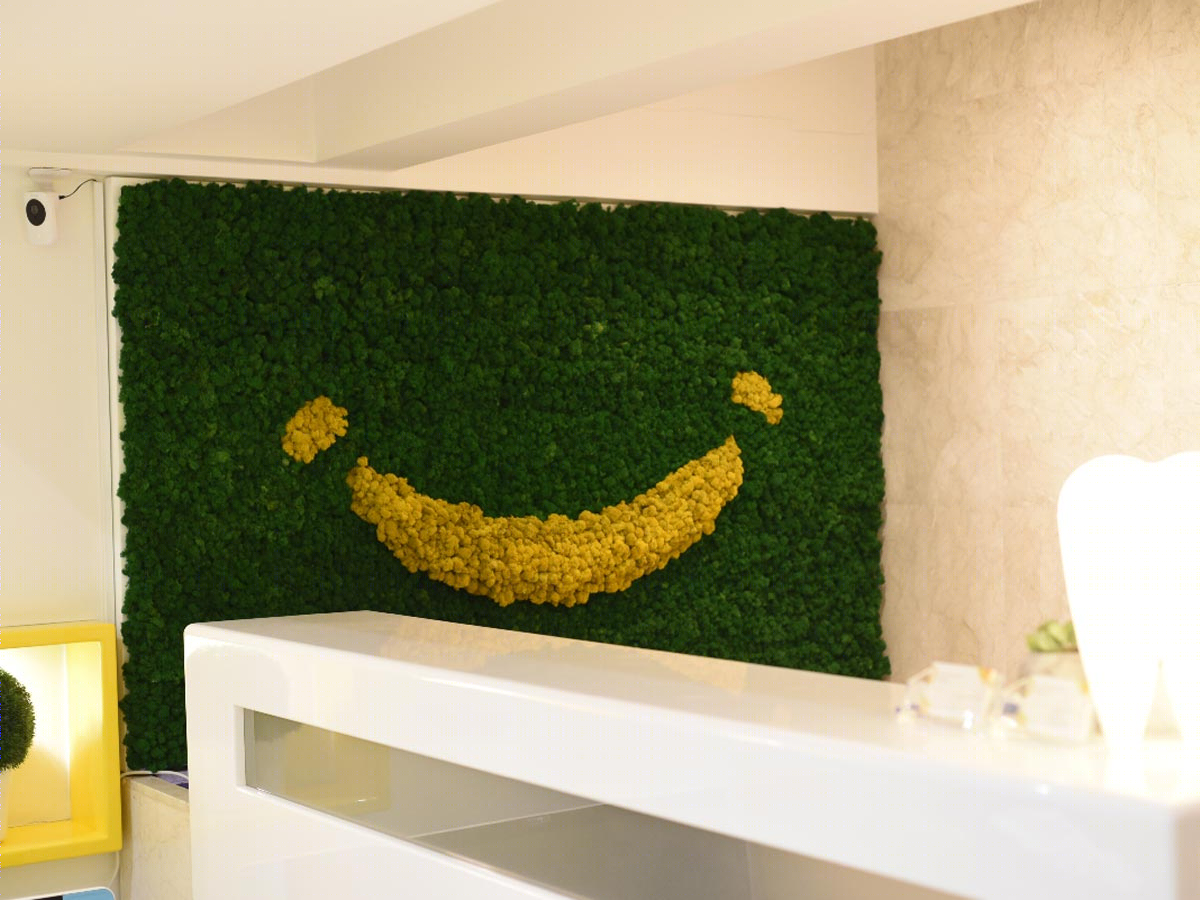 KONTOR 202丨口腔医院丨GREEN WALL for DR. LEONIDOU ORTHODONTIC CENTER-2