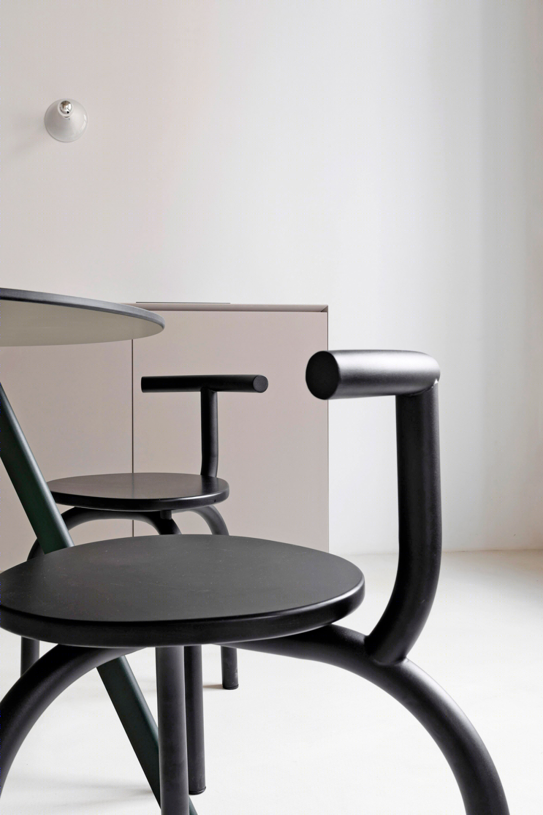 华沙极简公寓 | 层高 4 米，夹层设计空间翻倍-28