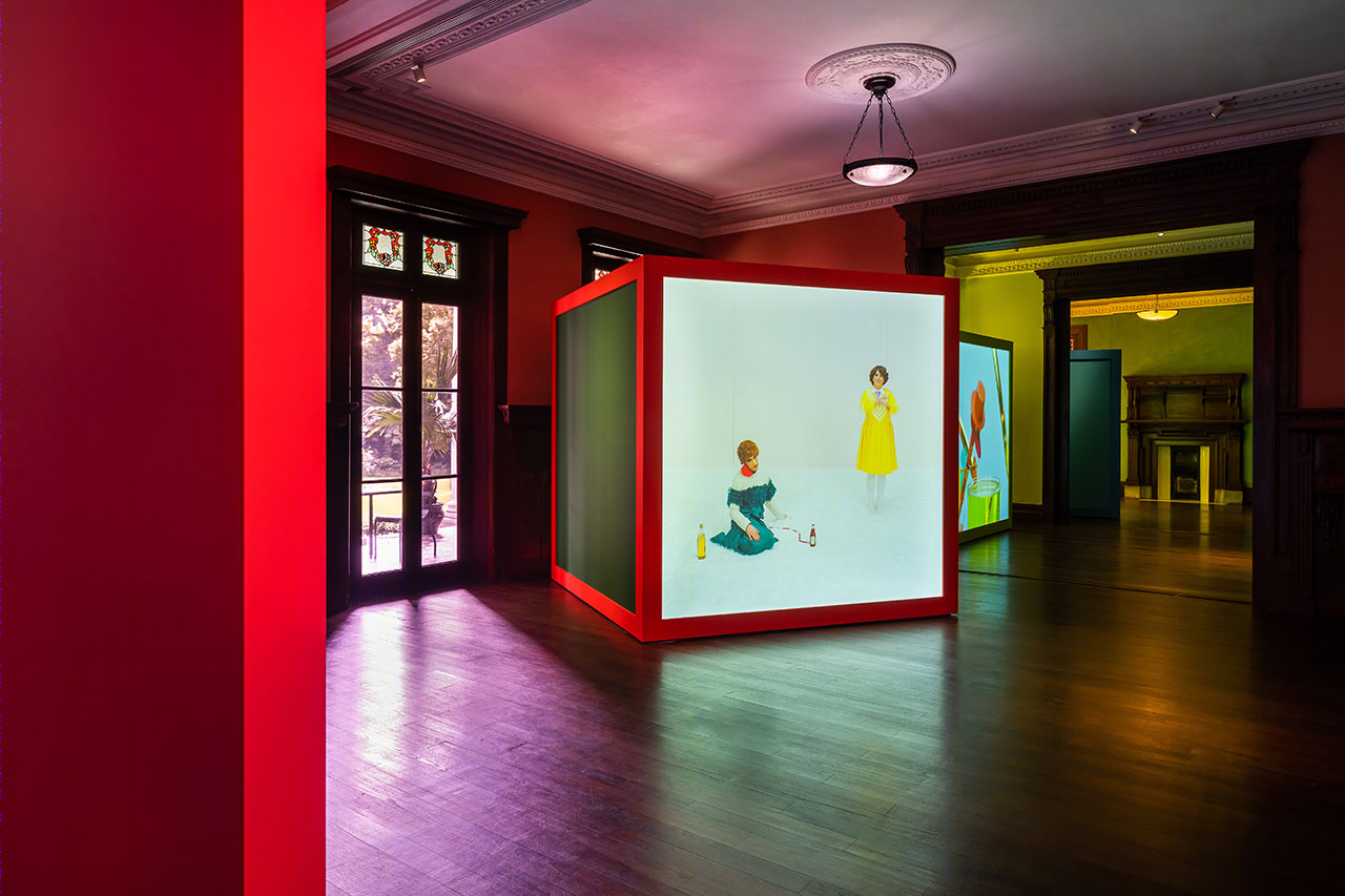 魔都上海,百年豪宅 Prada Rong Zhai 的奇幻电影展-71