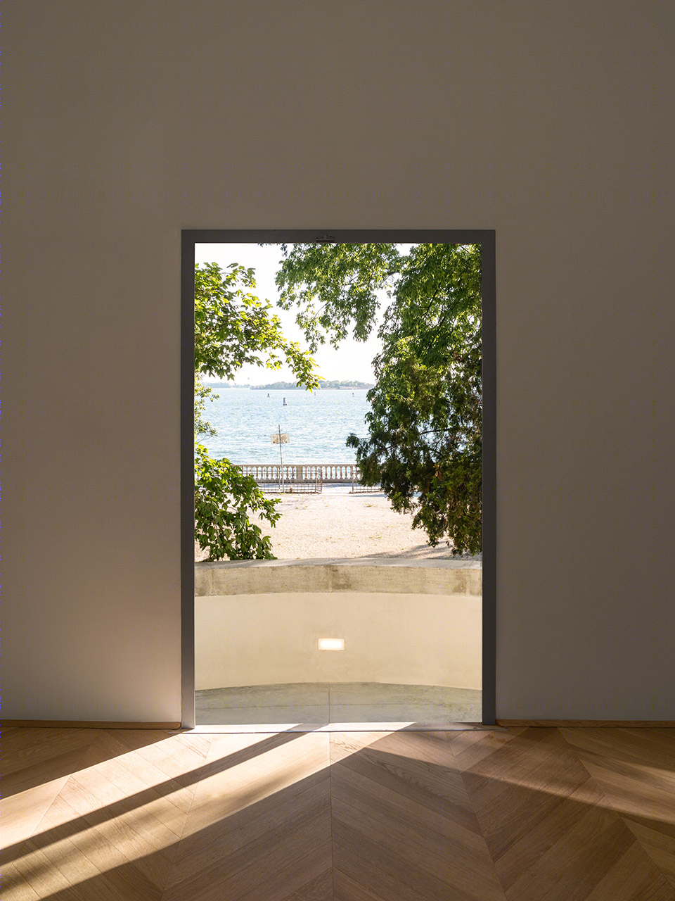 威尼斯双年展俄罗斯馆改造丨法国尼斯丨KASA _ Kovaleva and Sato Architects-27