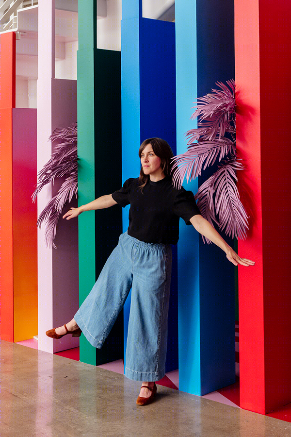 Instagram 办公室日落艺术装置-1