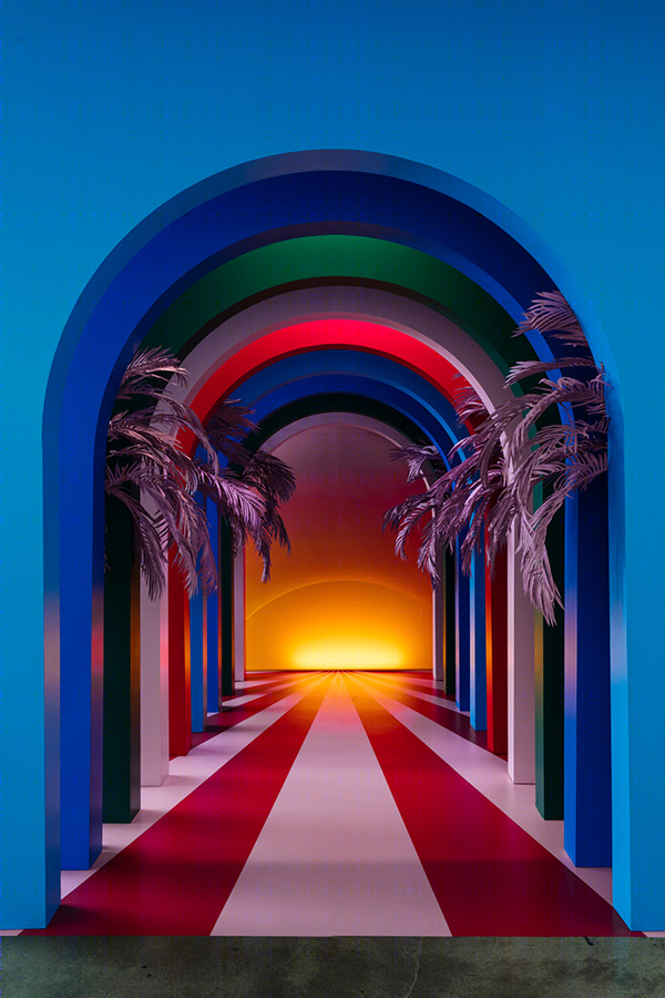 Instagram 办公室日落艺术装置-0