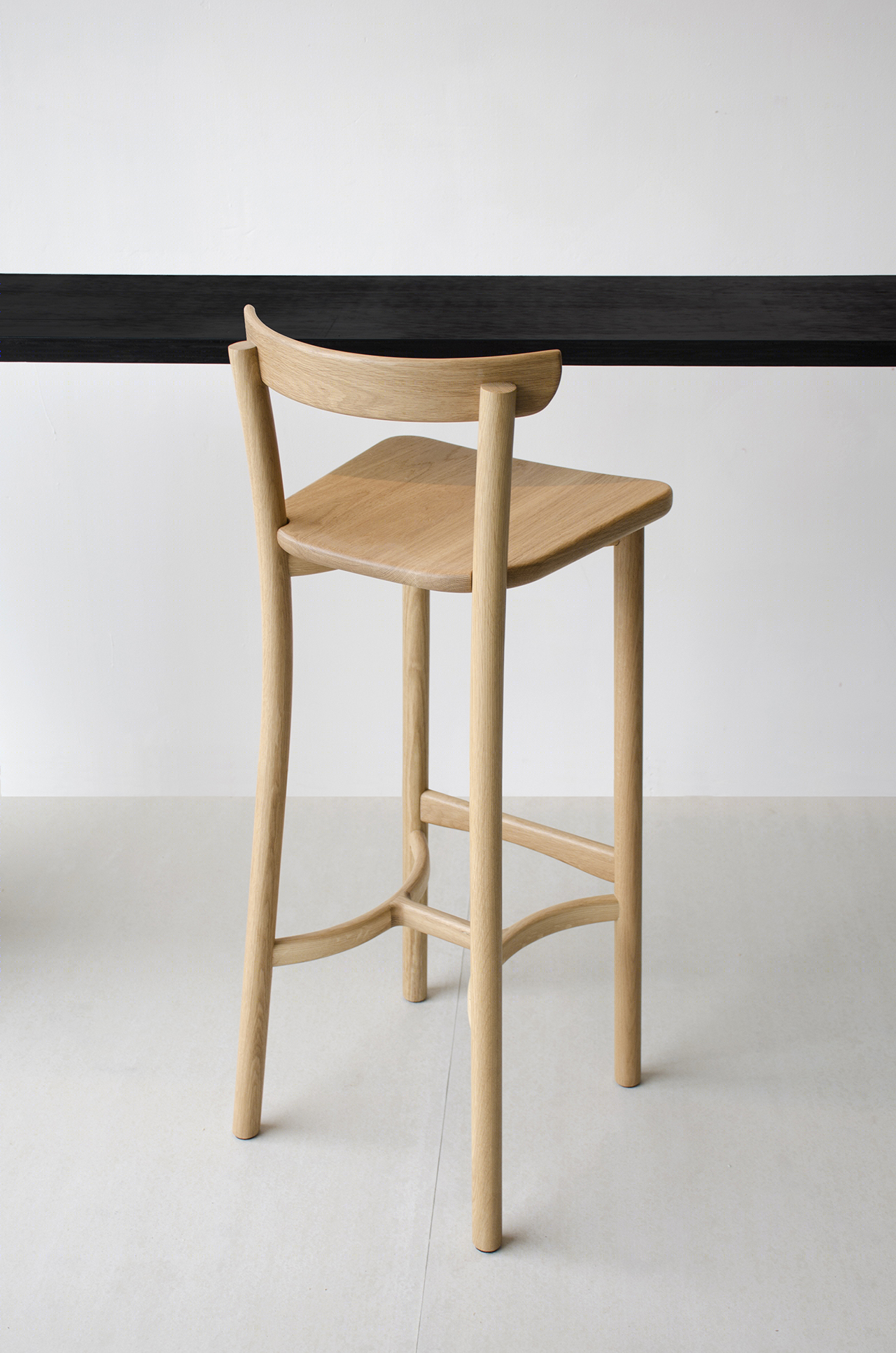 弧形之美 | Sabu Studio 的优雅木质家具与照明设计-24