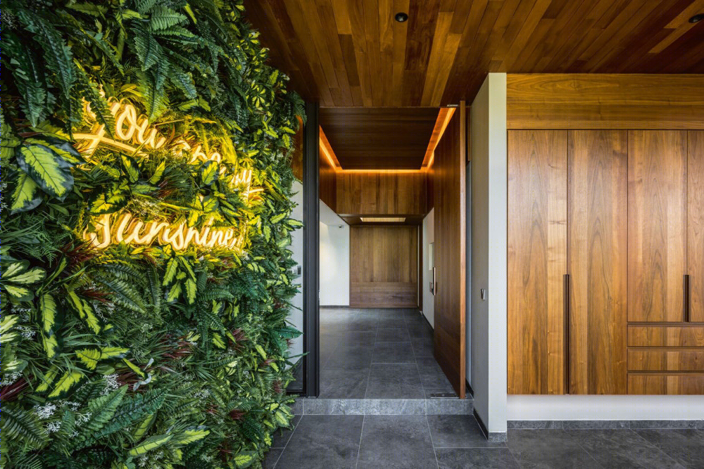 SujonoHun 住宅 | 暖色调与玫瑰金的优雅融合-4