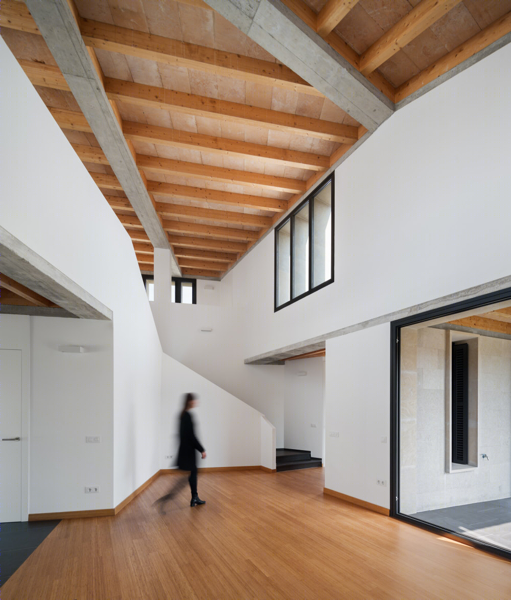 西班牙 Casa 毫米住宅 | 室内外绿色互动的现代设计-14