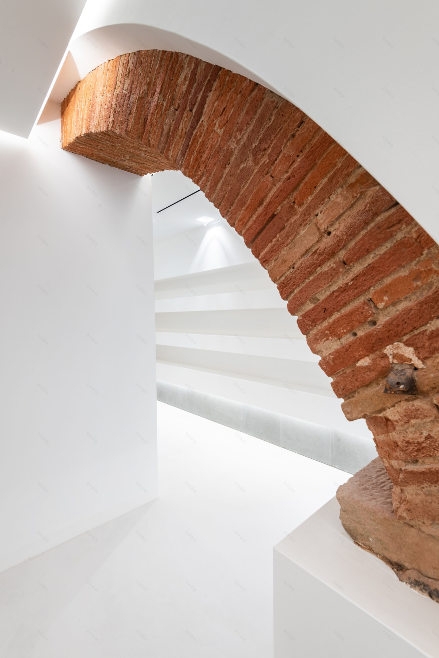 Camaldoli 图书馆室内设计丨意大利丨Studio Menichetti+Caldarelli 建筑事务所-16