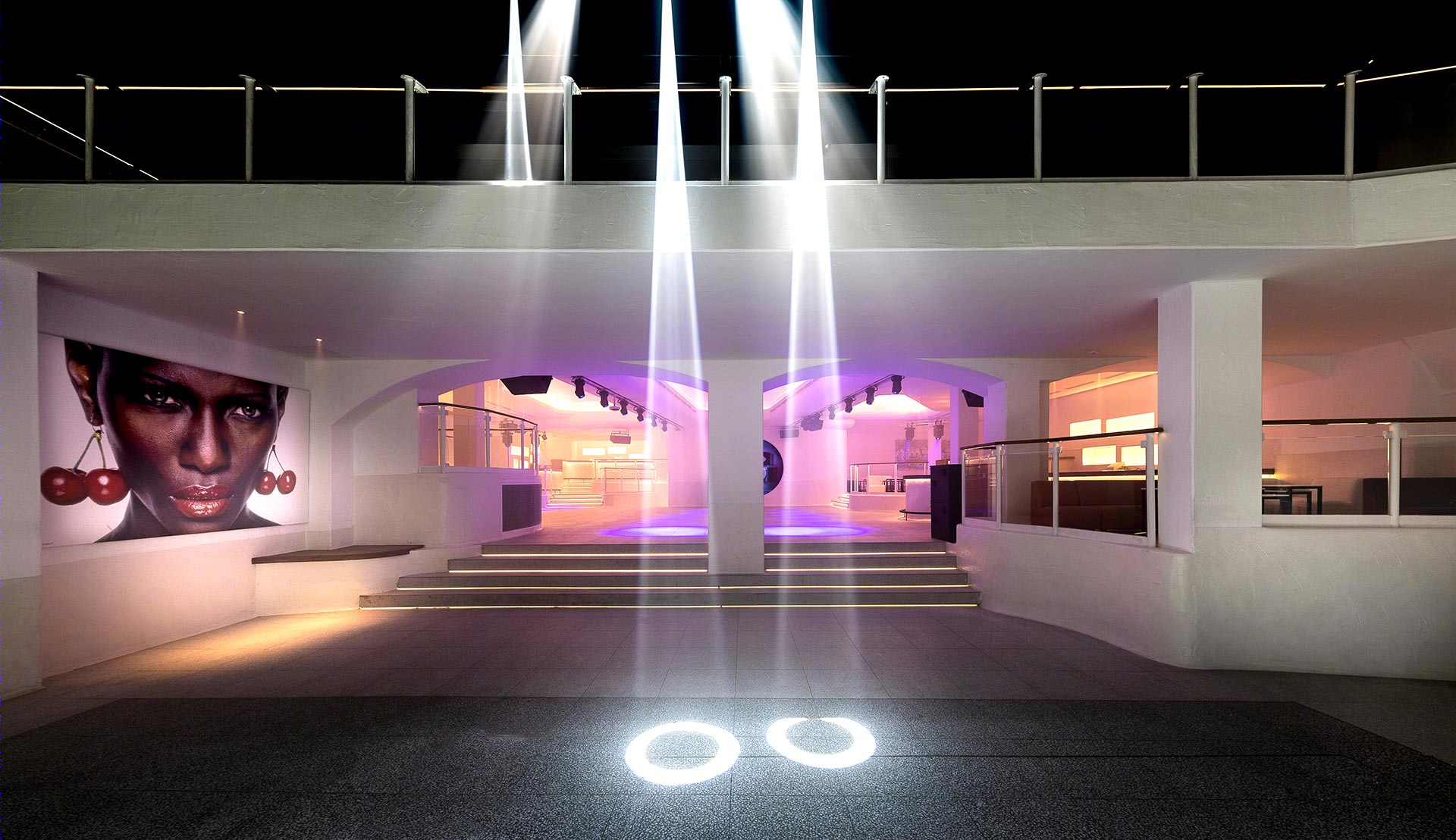Pacha Ibiza 夜总会回归传统风格,展现独特个性-1