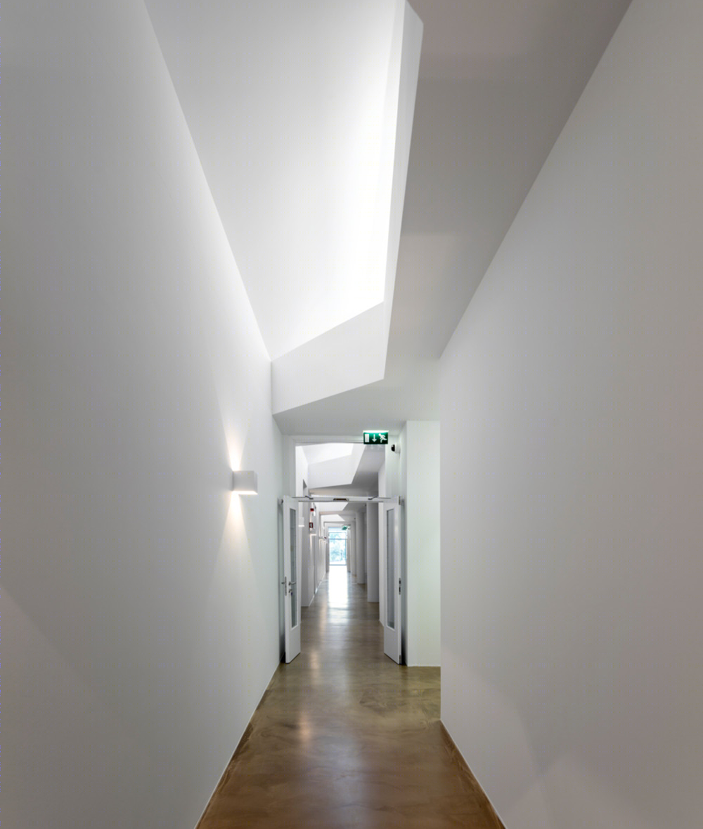 葡萄牙驿站中心 · 多功能社区建筑-69