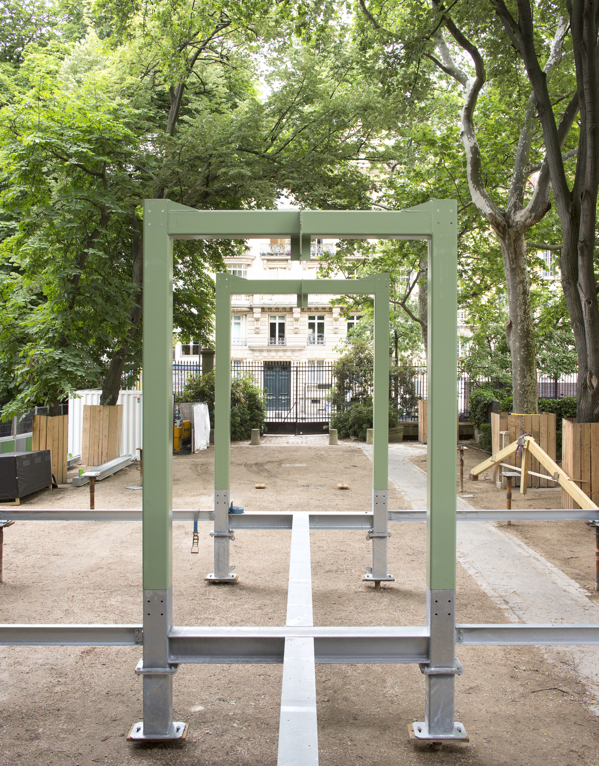 巴黎临时木质幼儿园——绿色环保、可拆卸重建的教育建筑-24