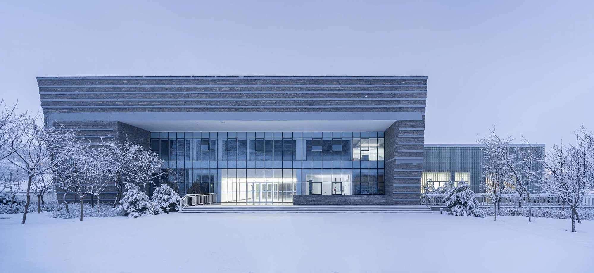 济南龙洞停车多功能建筑-2
