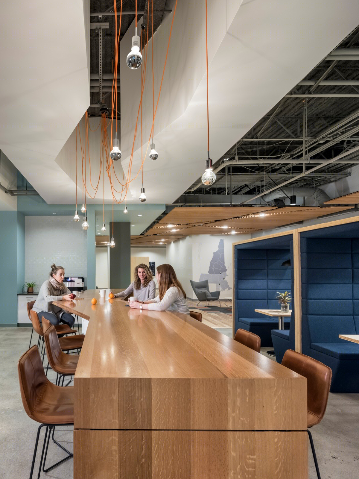 新英格兰活力办公空间 | Jacobs 的现代趣味设计-4