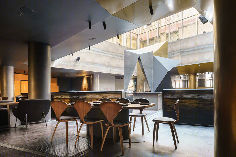 莫斯科现代几何黄铜餐厅-2