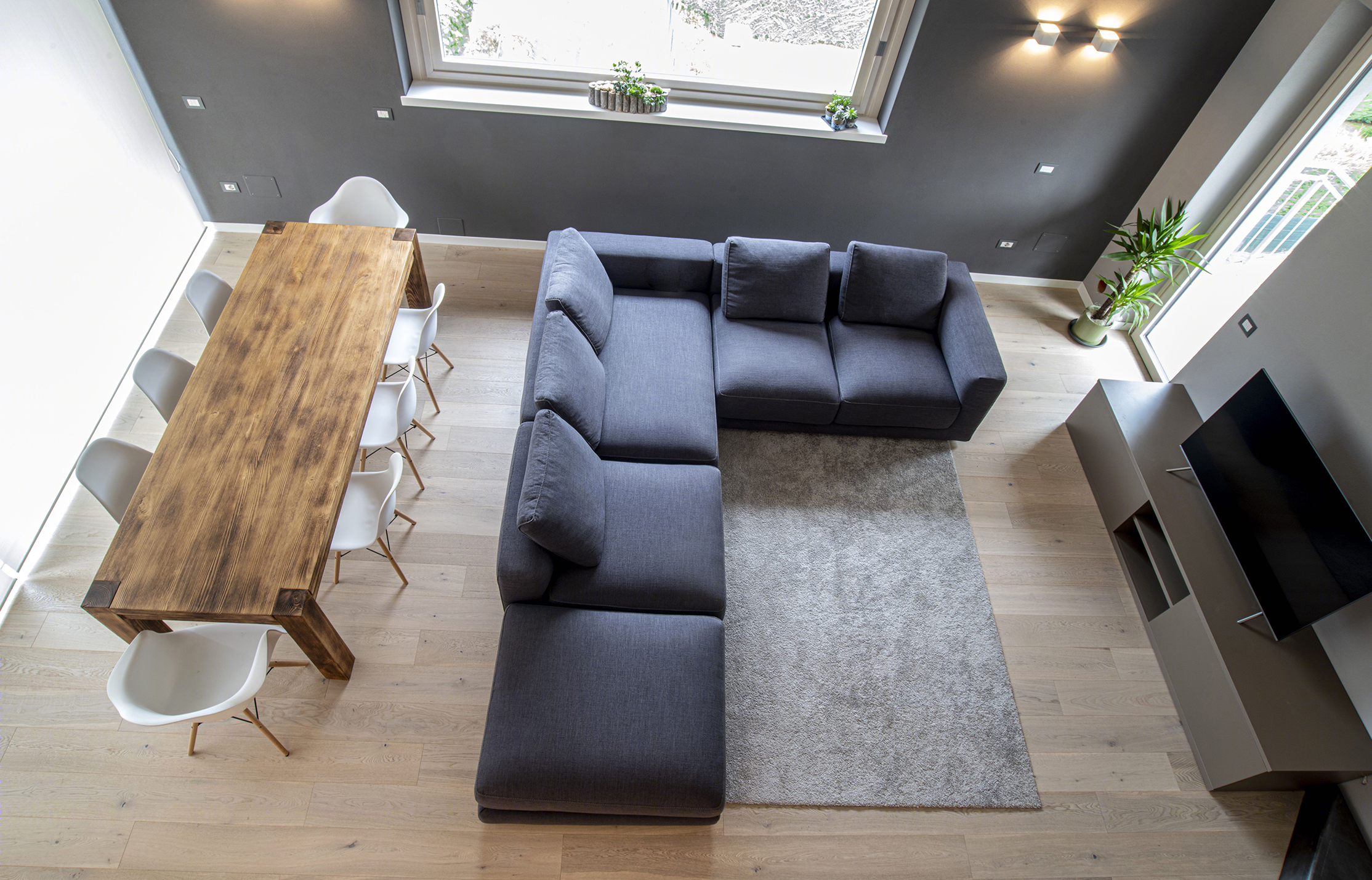 意大利设计师打造的城市公寓室内设计-11