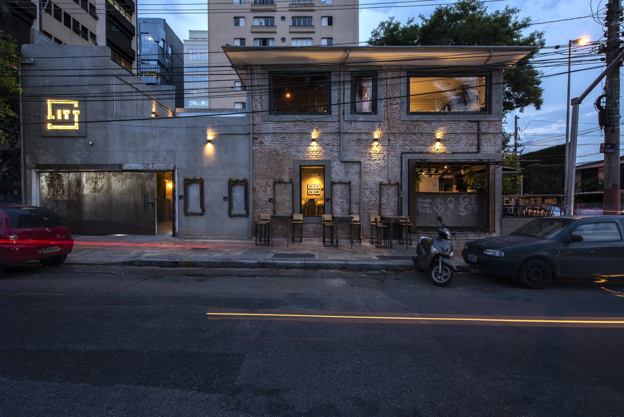 LCAC 建筑事务所设计的 Litt Bar-14