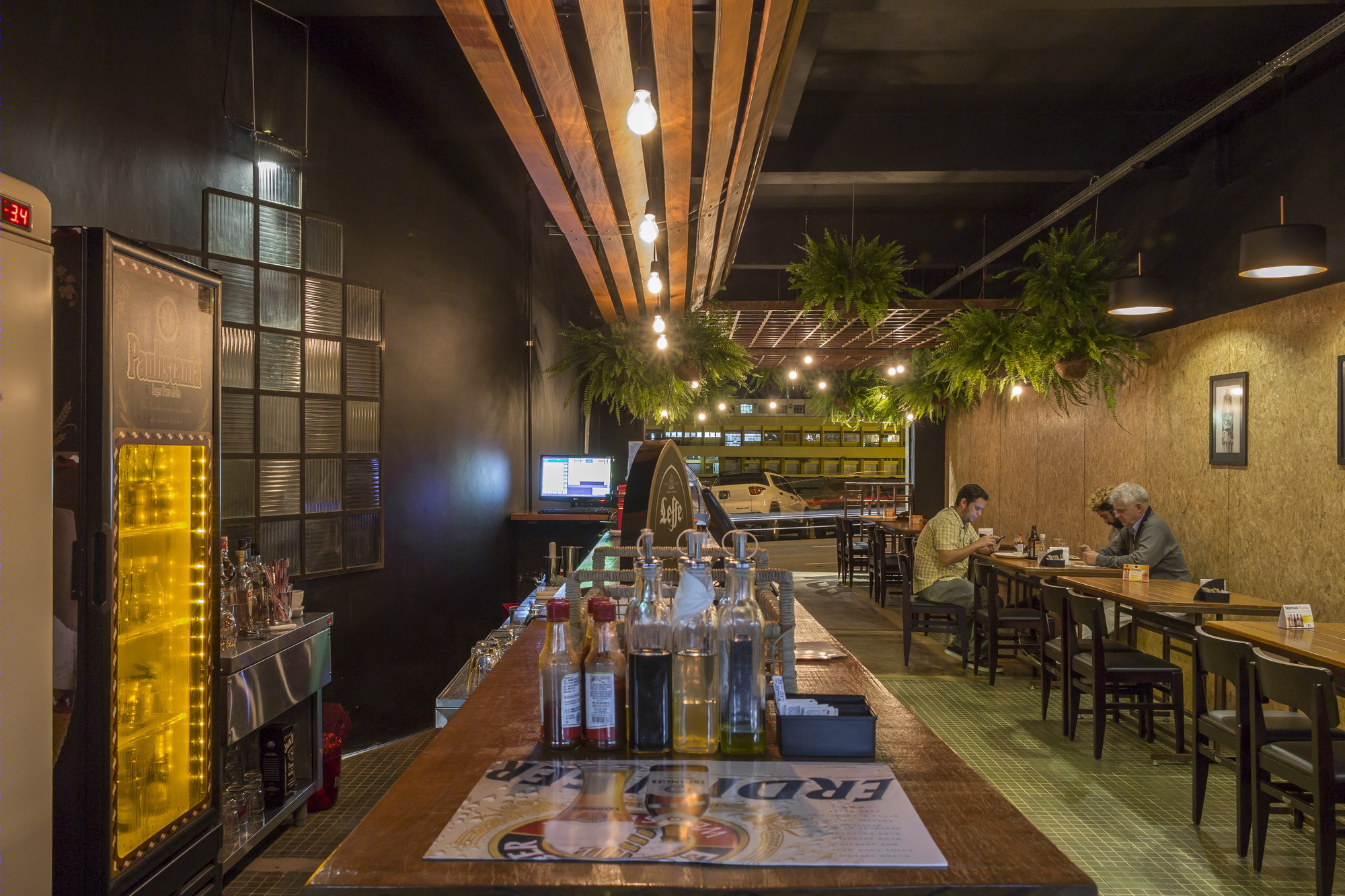 Sapucaí街 Botequim 案例-17