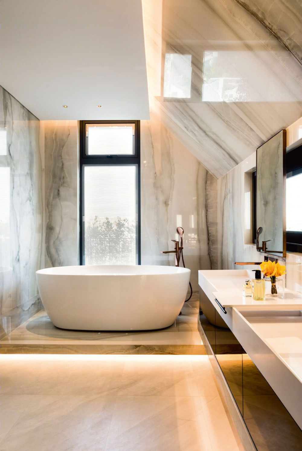 SujonoHun 住宅 | 暖色调与玫瑰金的优雅融合-21