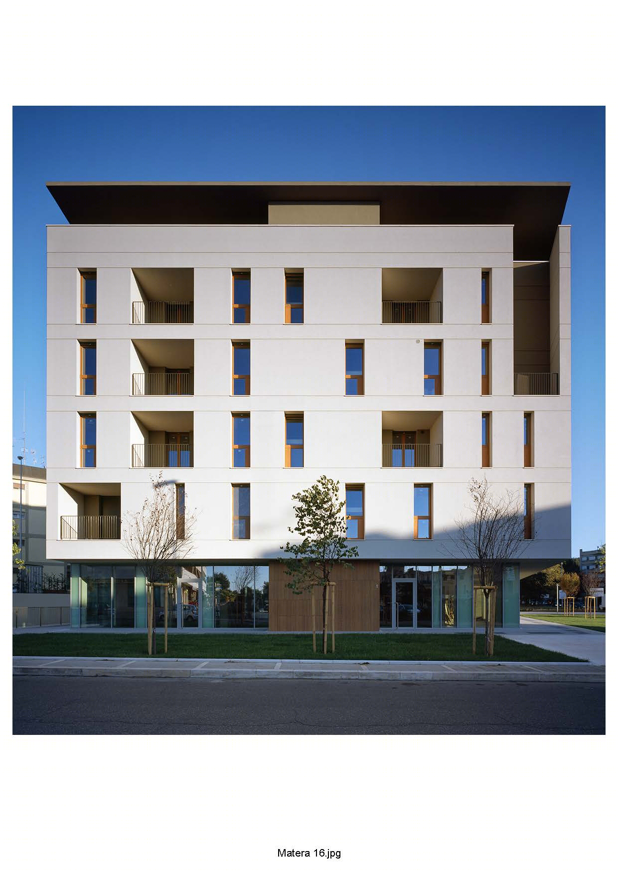 Complesso residenziale e commerciale in via Dante a Matera-6