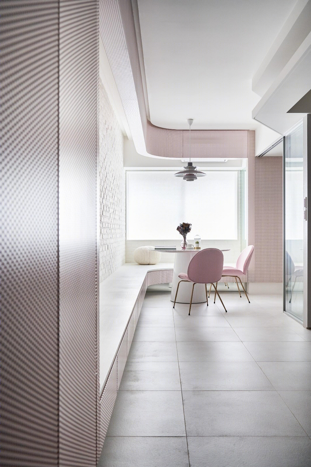 清新蓝粉·纯色极简大平层  雨后设计-2