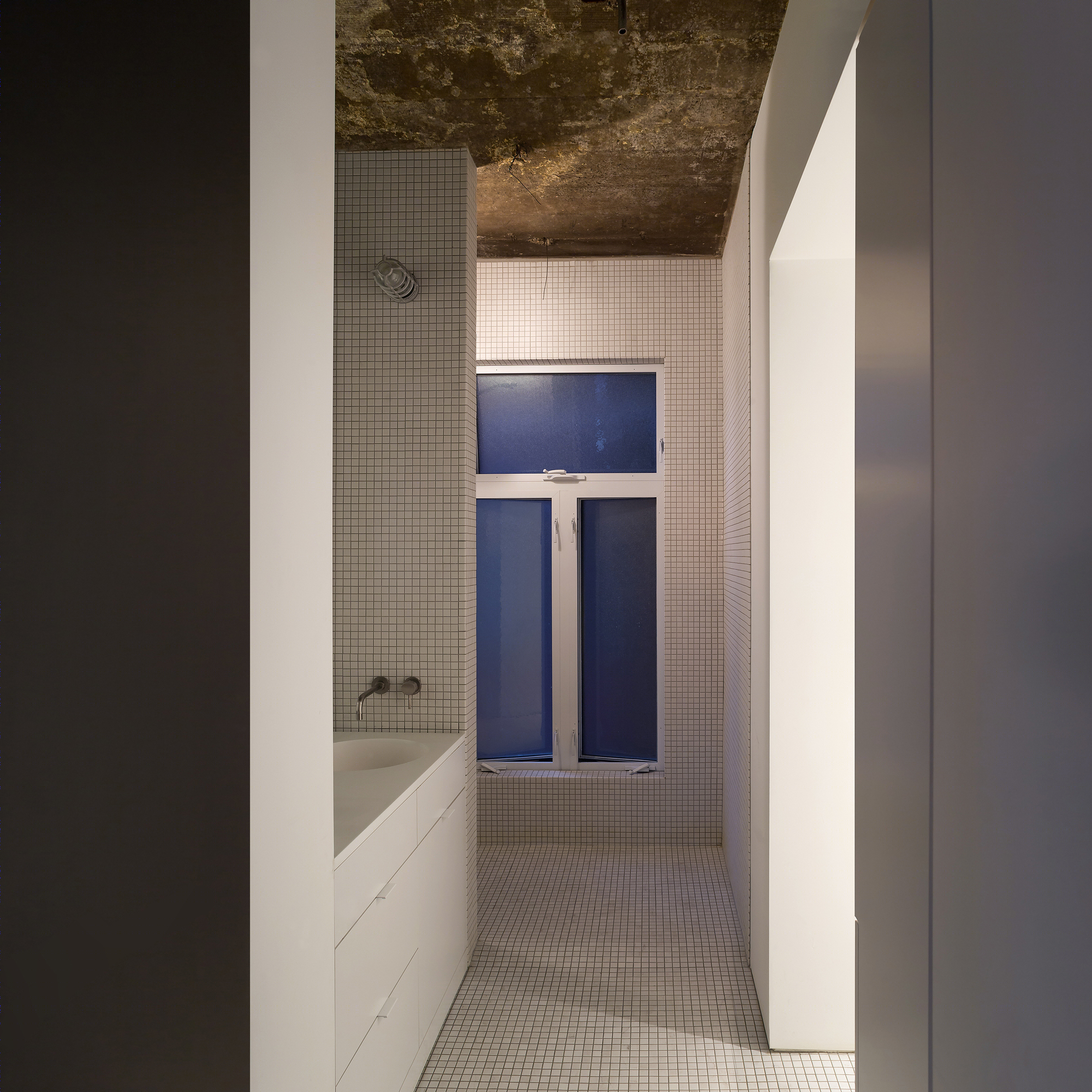 百年空间中的雕塑光之舱——D'Arcy Jones Architects 工作室设计-12