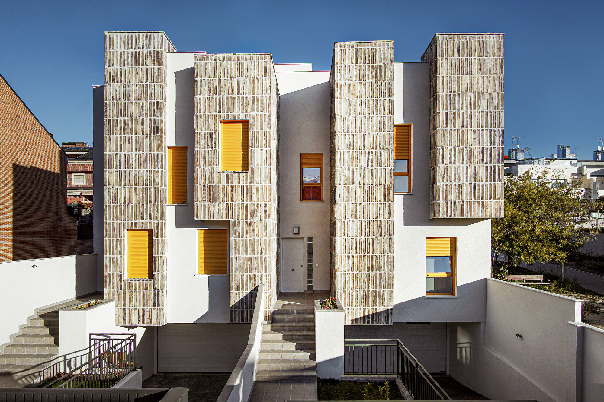 Madrid 时尚住宅区 Montecarmelo 的创意 terrace houses-3
