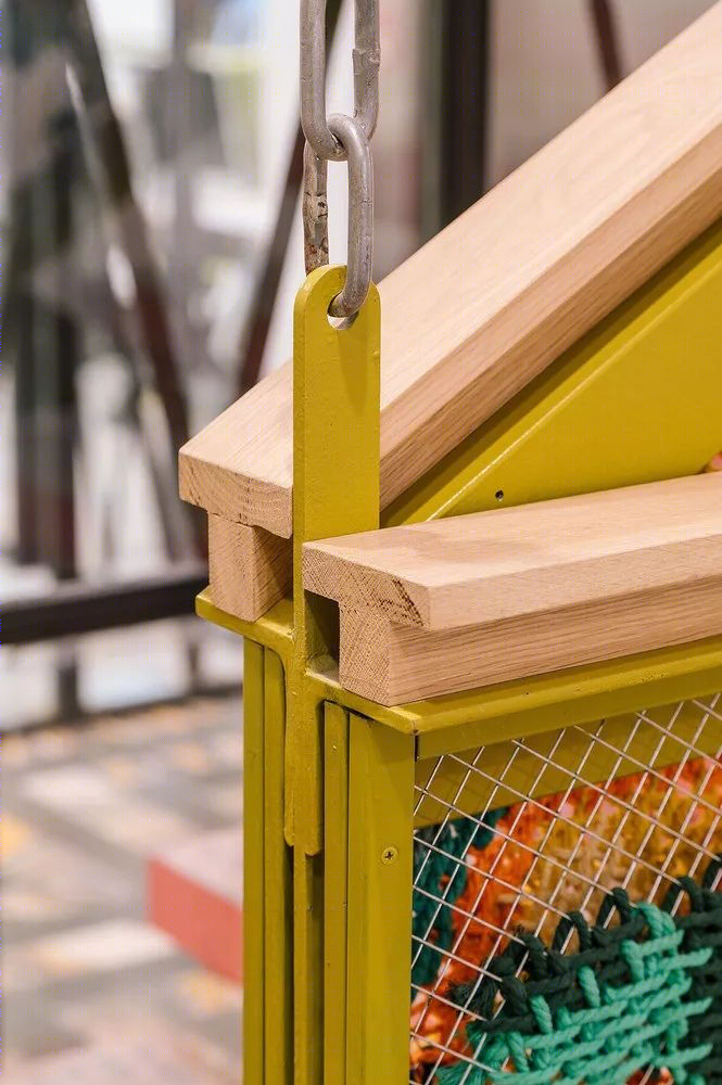 巴塞罗那多彩联合办公空间-19