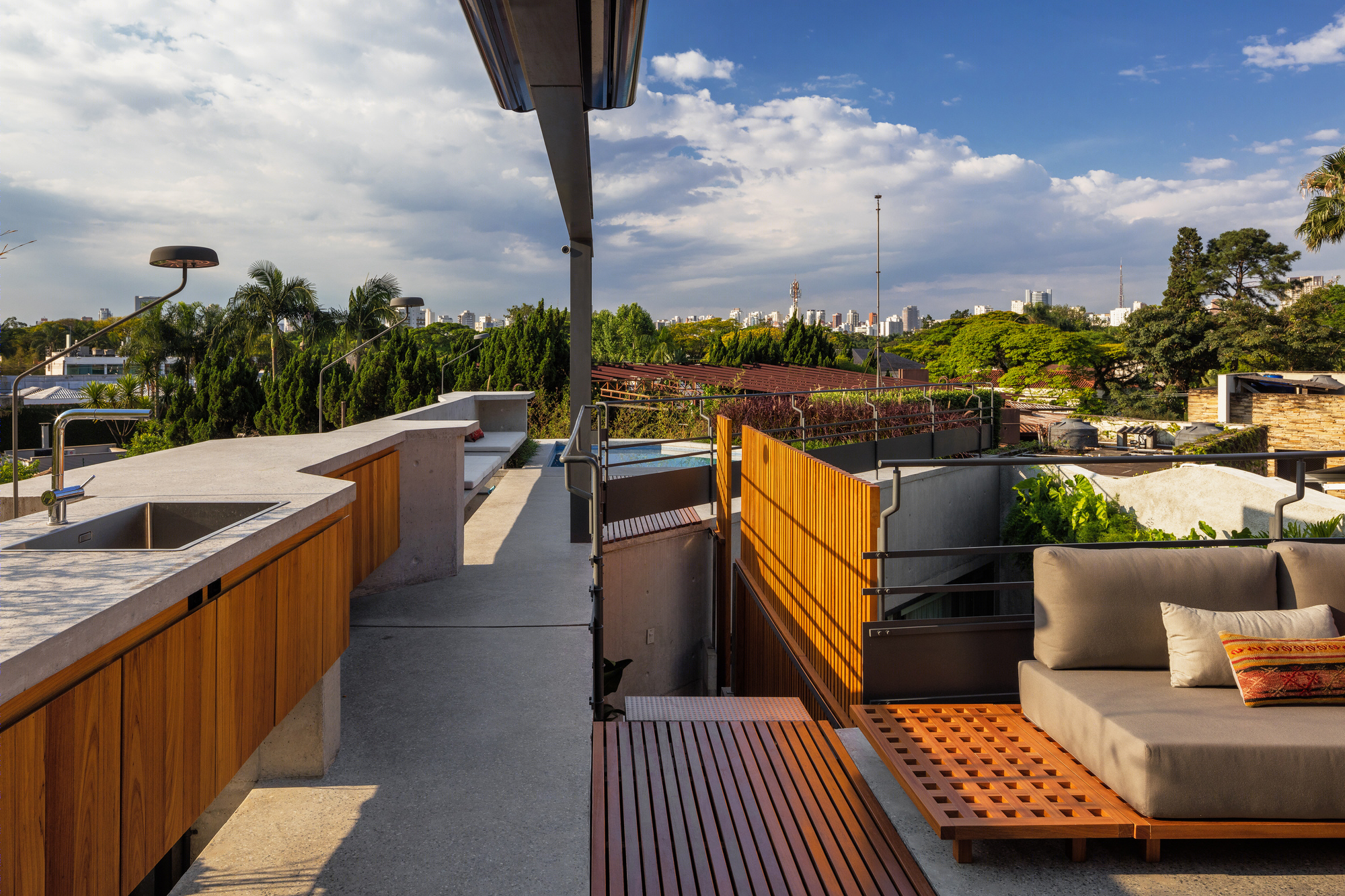 树顶漫步·SPBR Arquitetos 的巴西绿色别墅设计-16