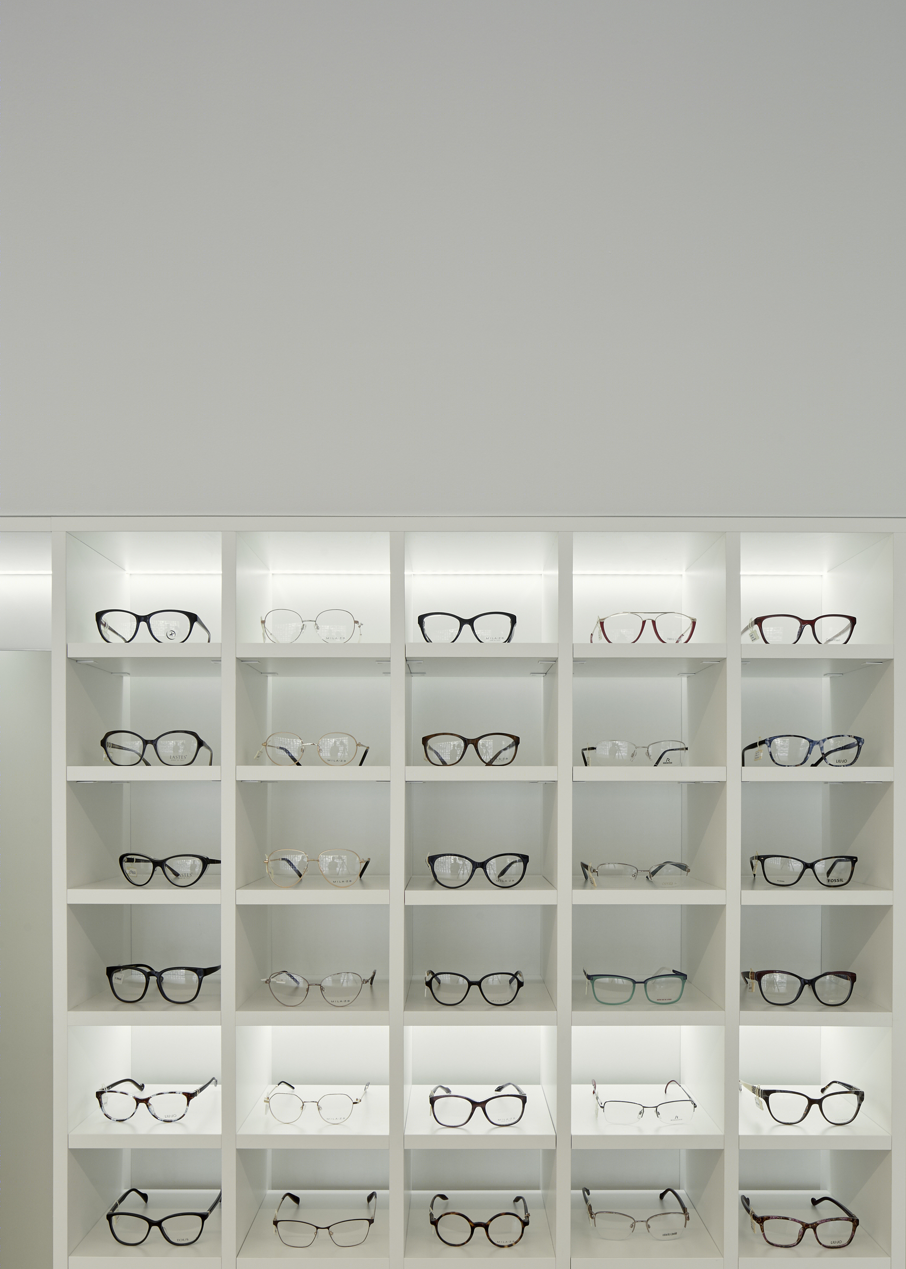 Lena Optics 眼镜店-13