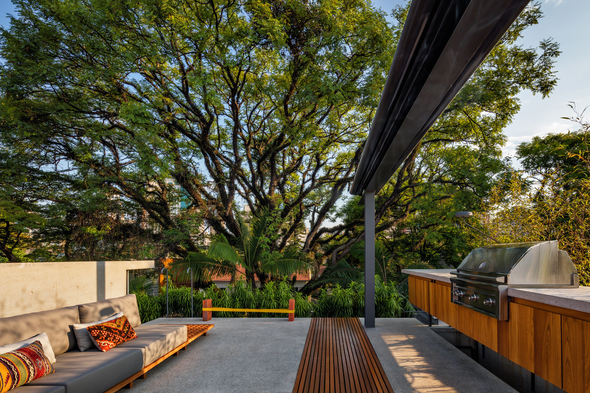树顶漫步·SPBR Arquitetos 的巴西绿色别墅设计-20