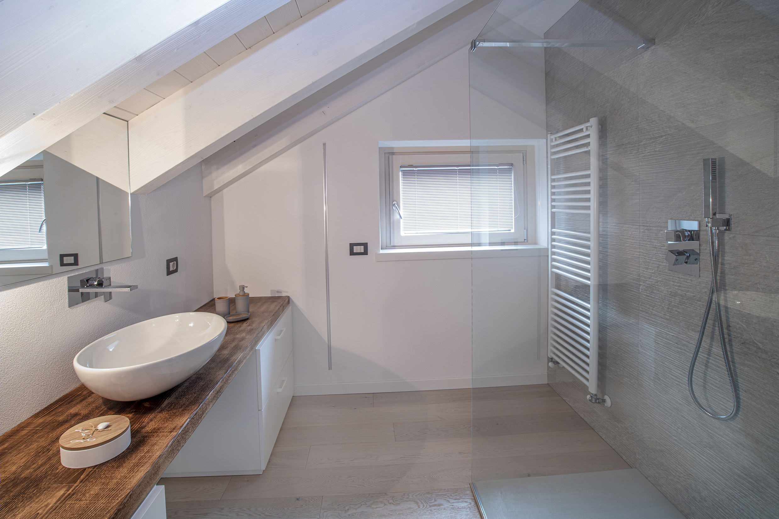 意大利设计师打造的城市公寓室内设计-20