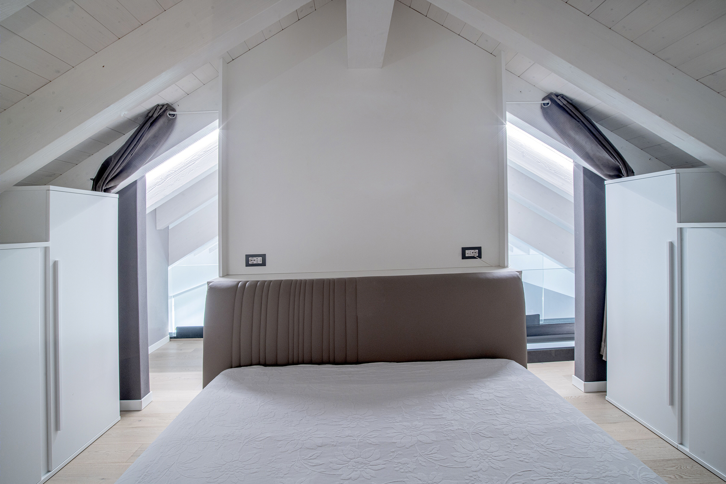 意大利设计师打造的城市公寓室内设计-19