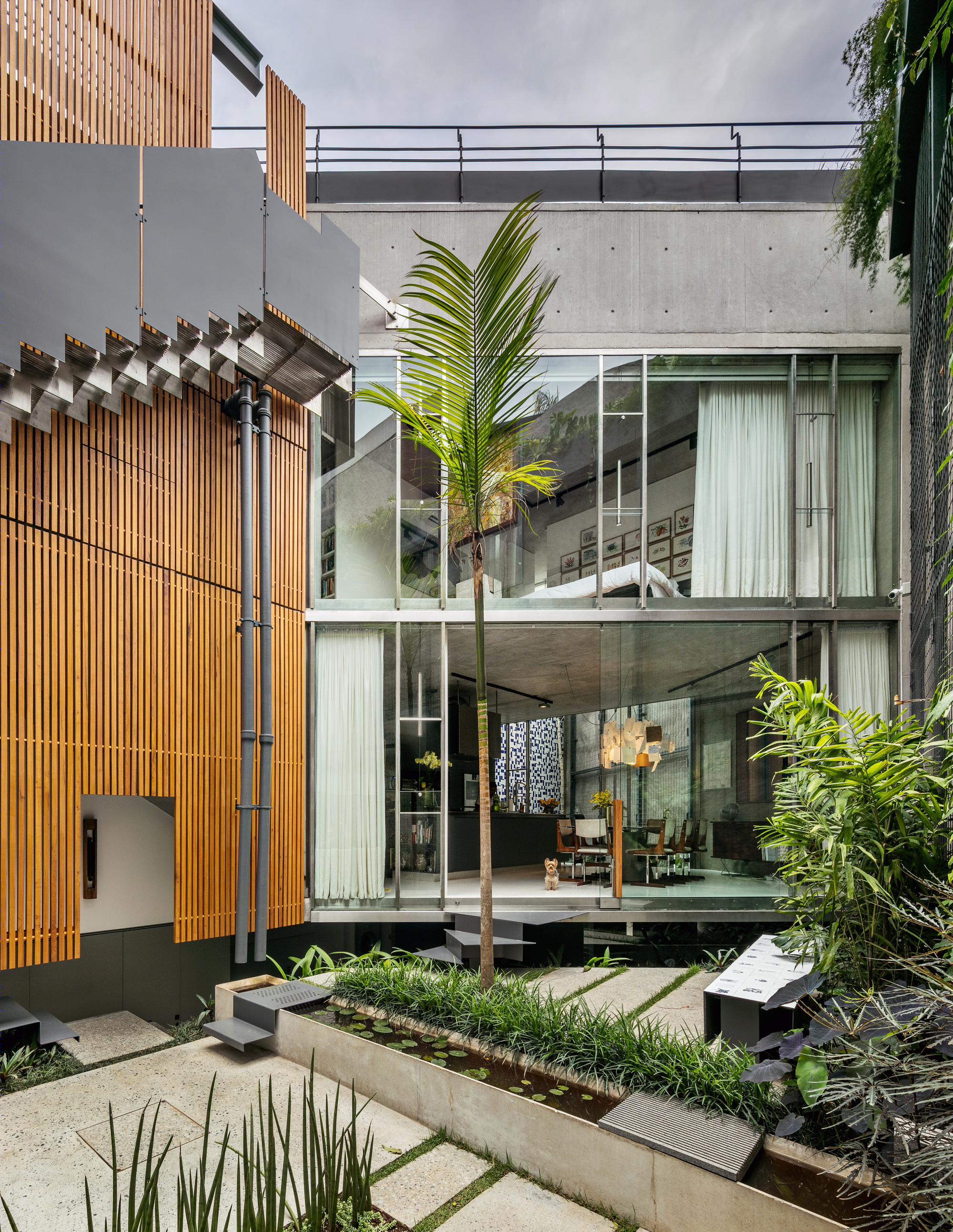 树顶漫步·SPBR Arquitetos 的巴西绿色别墅设计-22