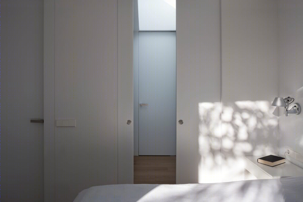 地中海阳光下的现代简约之家-20