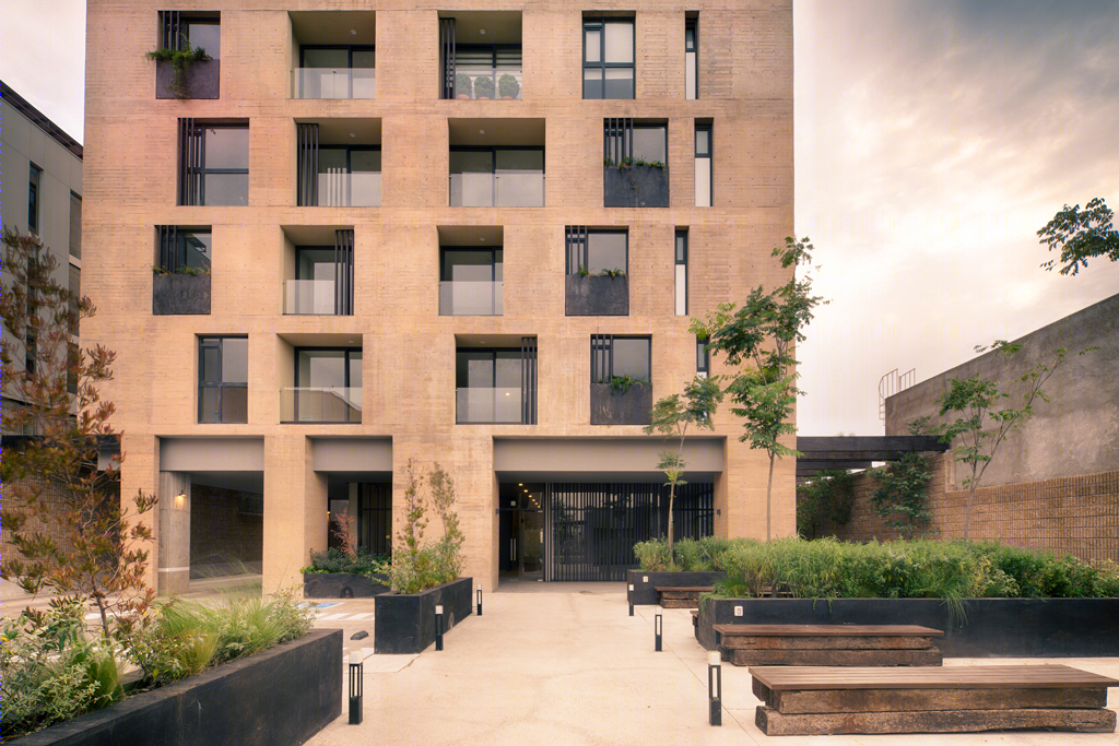 墨西哥 Querétaro 市 AIRA 公寓楼——垂直绿化与私密空间的融合-61