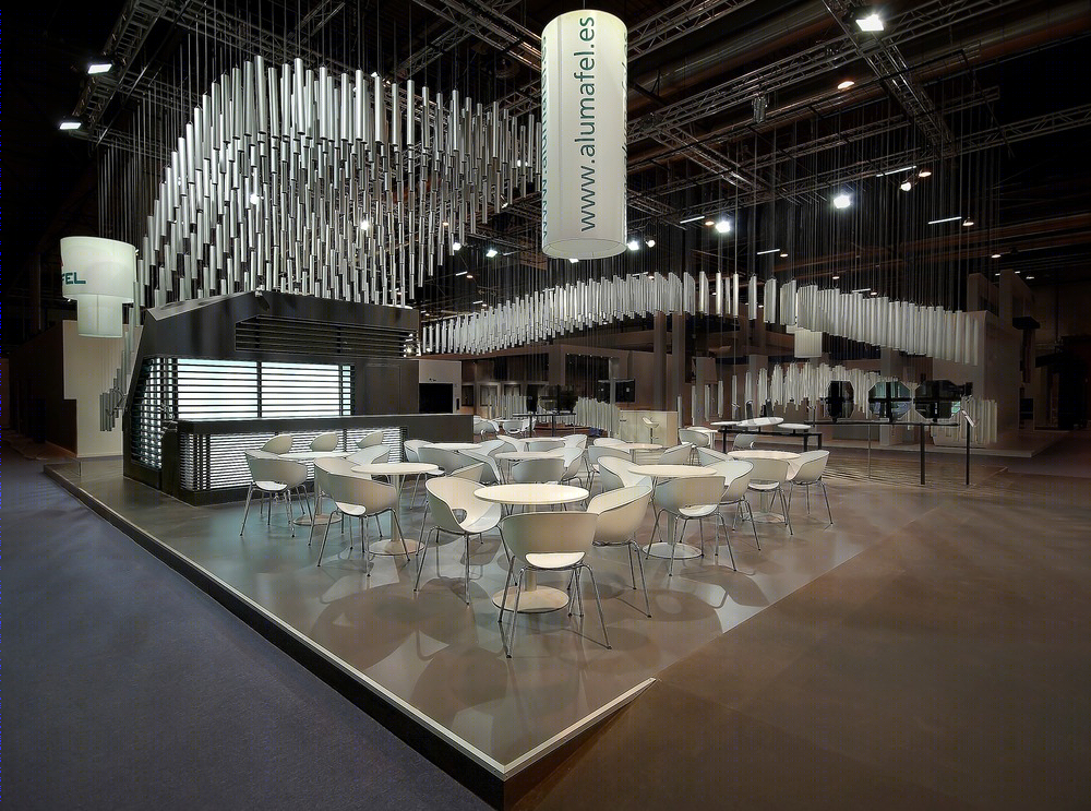 铝框展览架 | 短暂复杂性中的空间艺术-20