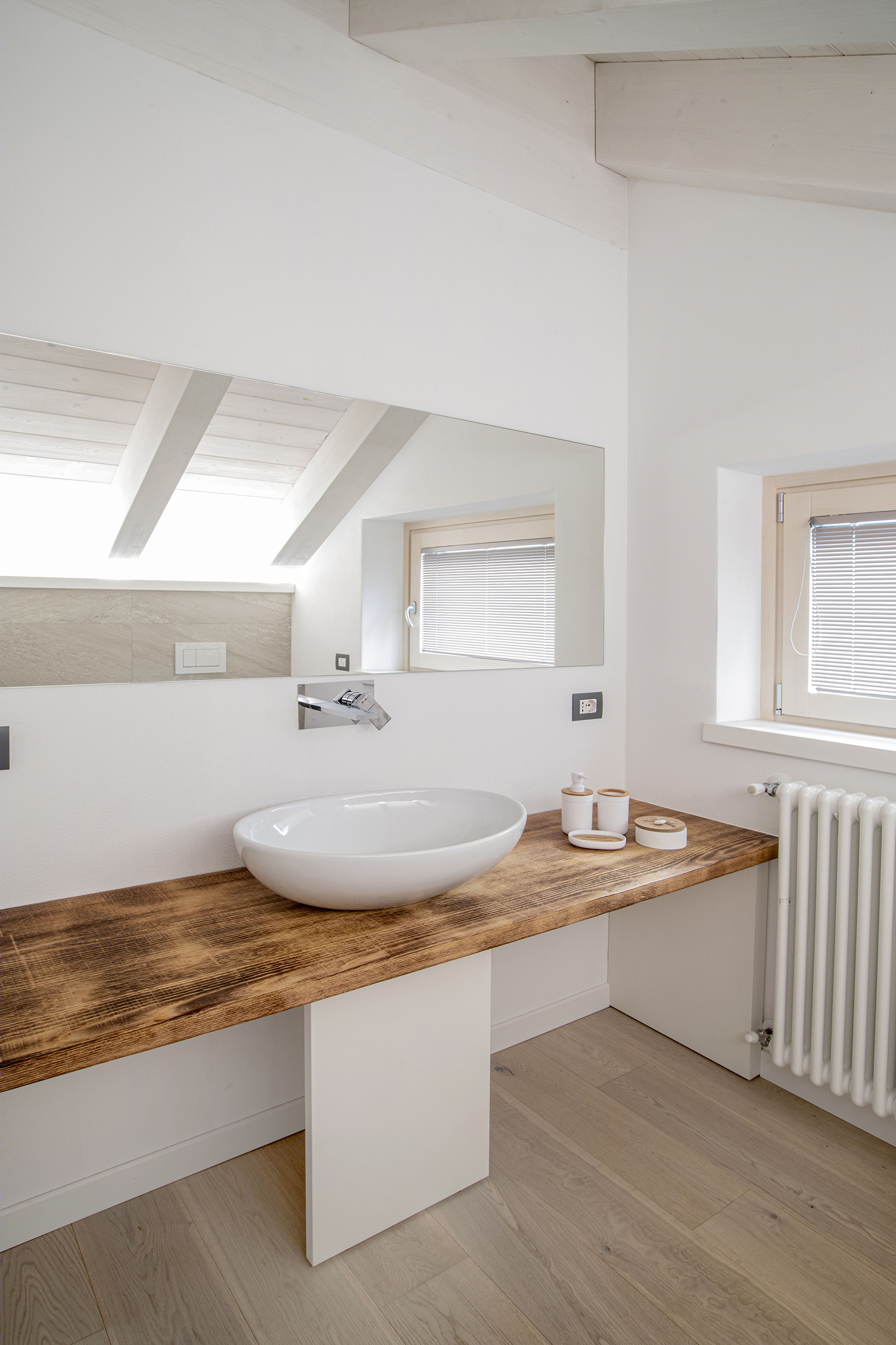 意大利设计师打造的城市公寓室内设计-24