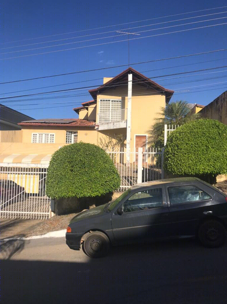 Anastasiya Gushchina丨别墅建筑丨Retrofit Fachada com elevador na fachada!-0