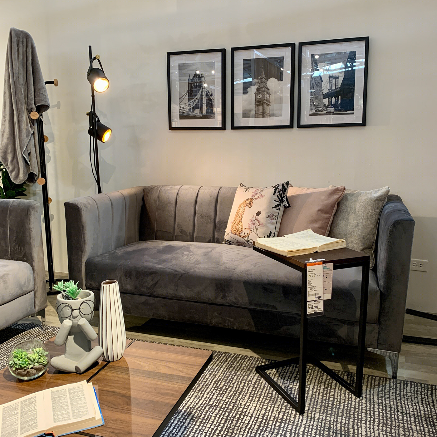 Anastasiya Gushchina丨 Sofa Modena丨意大利-1