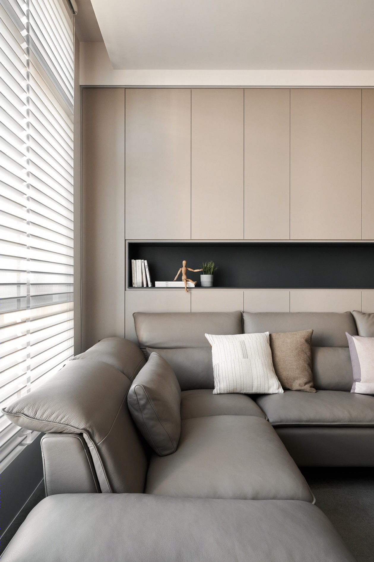 高级灰色系现代简约风公寓-9