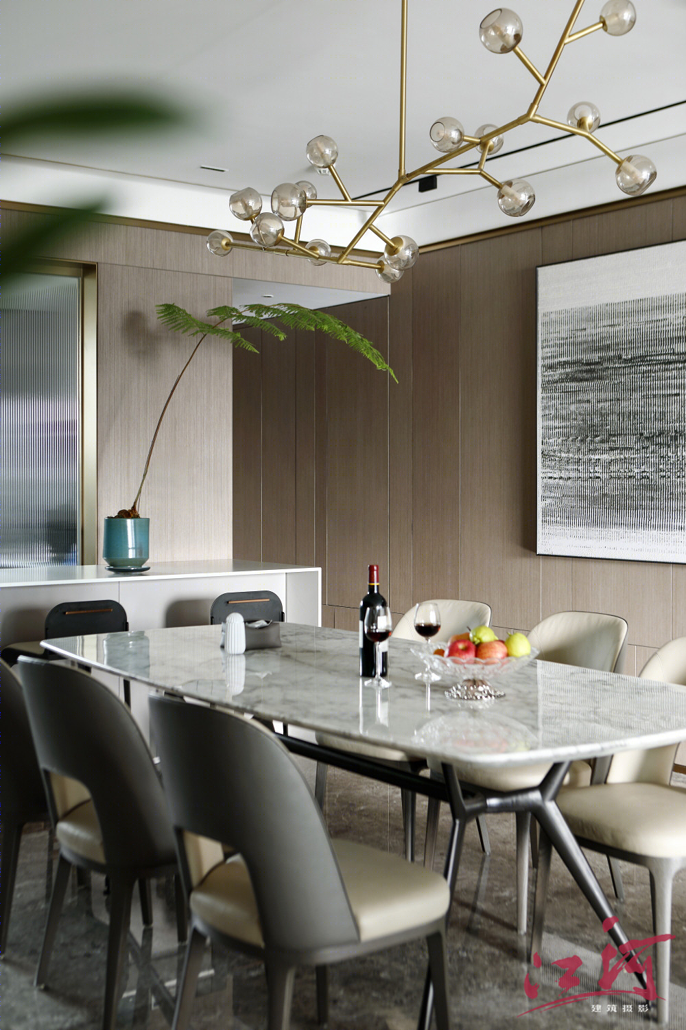 现代简约私宅设计，极致空间利用与舒适感完美融合-10