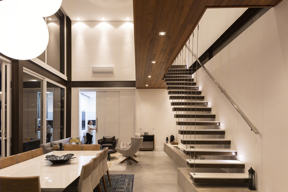 巴西 BT 别墅 | 金属结构与自然光的完美融合-50