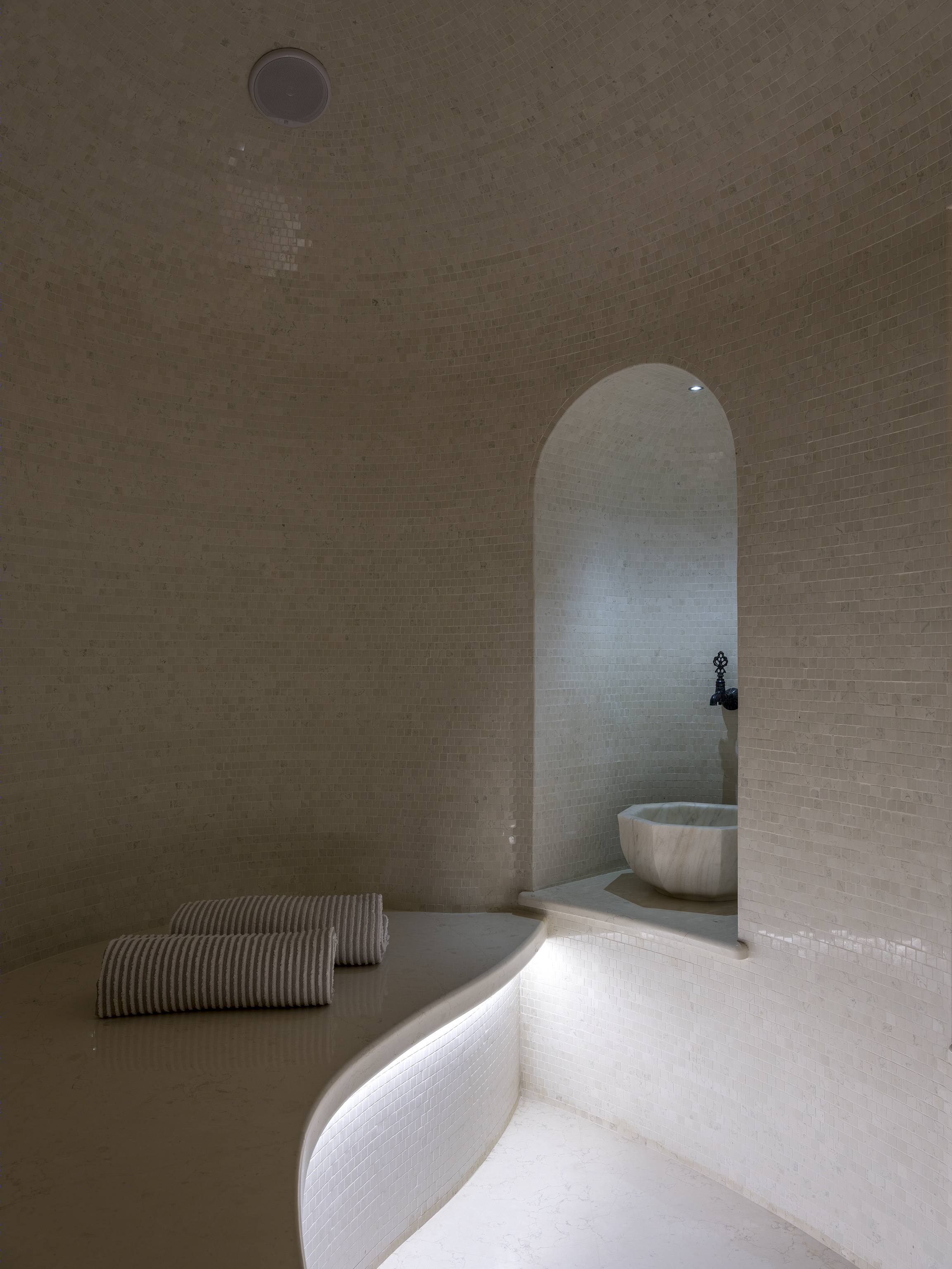 轻奢宜居的 Barvikha 度假别墅设计-41