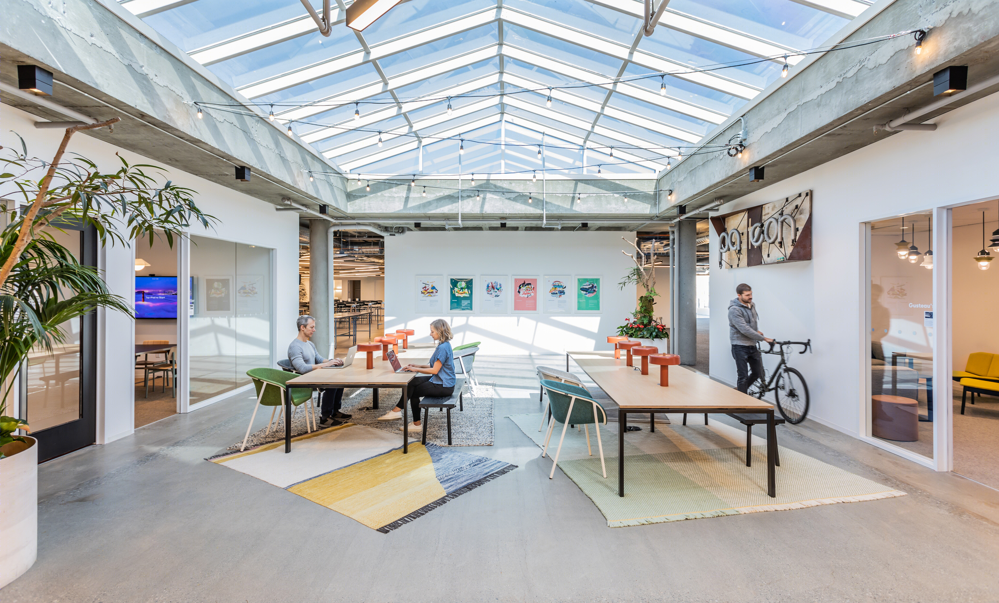 Gensler 打造 Patreon 总部,展现成熟创意社区-8
