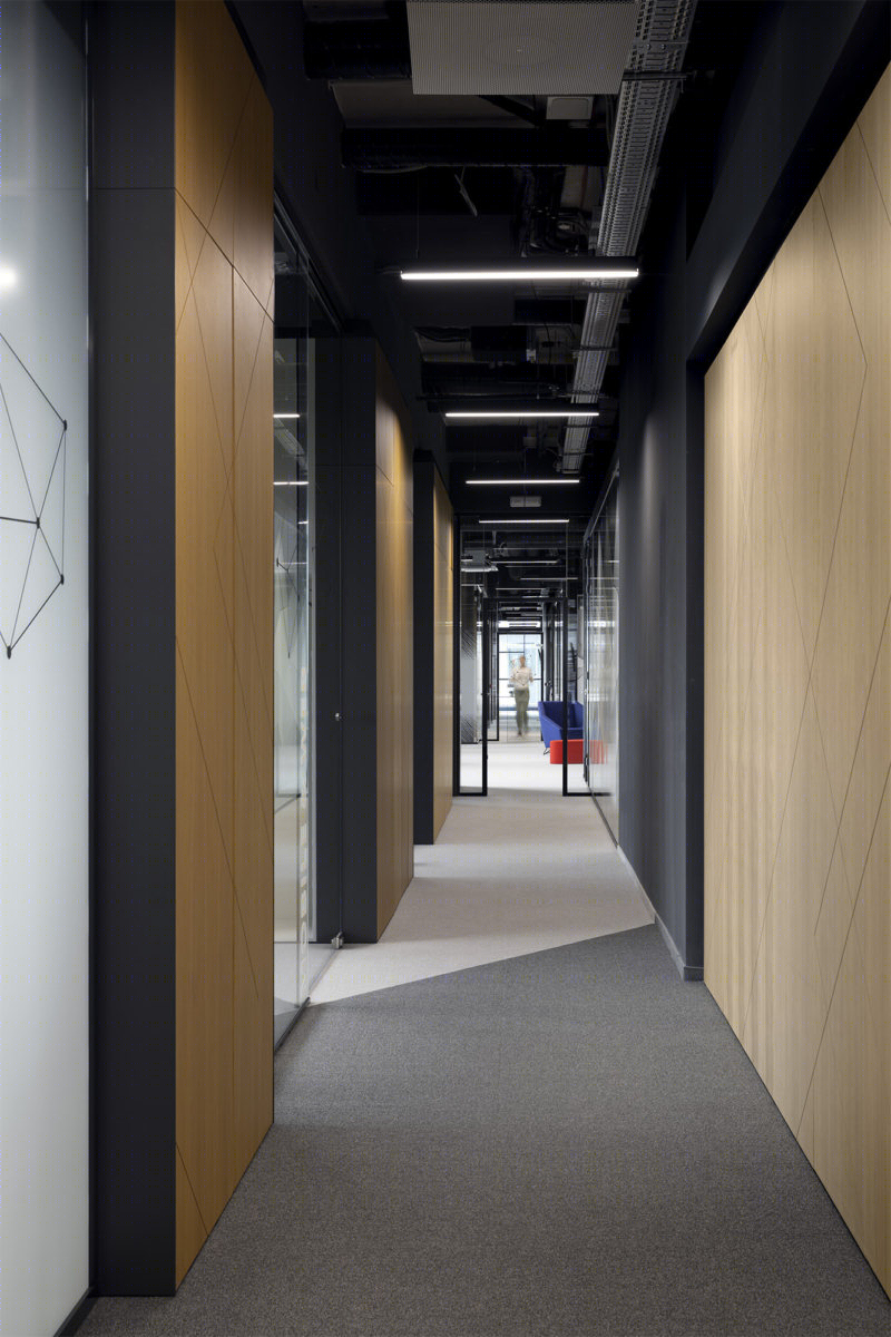 创新软件公司办公室设计，打造灵活高效工作环境-28