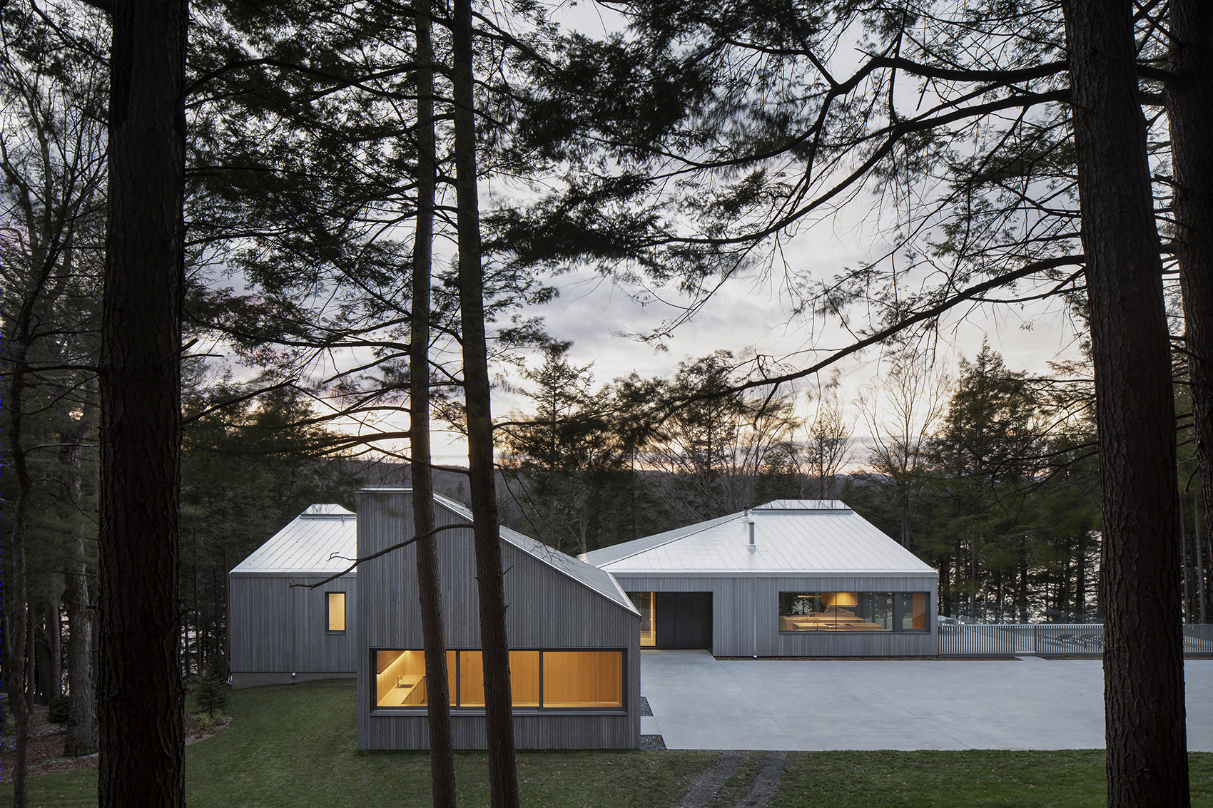 Memphremagog 湖岸住宅丨加拿大丨_naturehumaine-3
